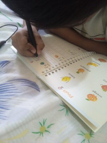 Kids Magic Practice Book For Learning & Growth (4 Books + 1 Pen + 1 Grip + 10 Refill) photo review